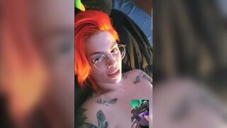 FaceTimed my ex while bf was out cause his cock is my favorite - porn video