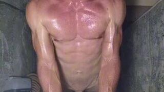 Handjob for hypertrophy - porn video